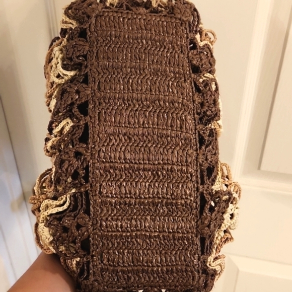 WOMENS Bohemian style neutral colors woven shoulder bag - Picture 5 of 11